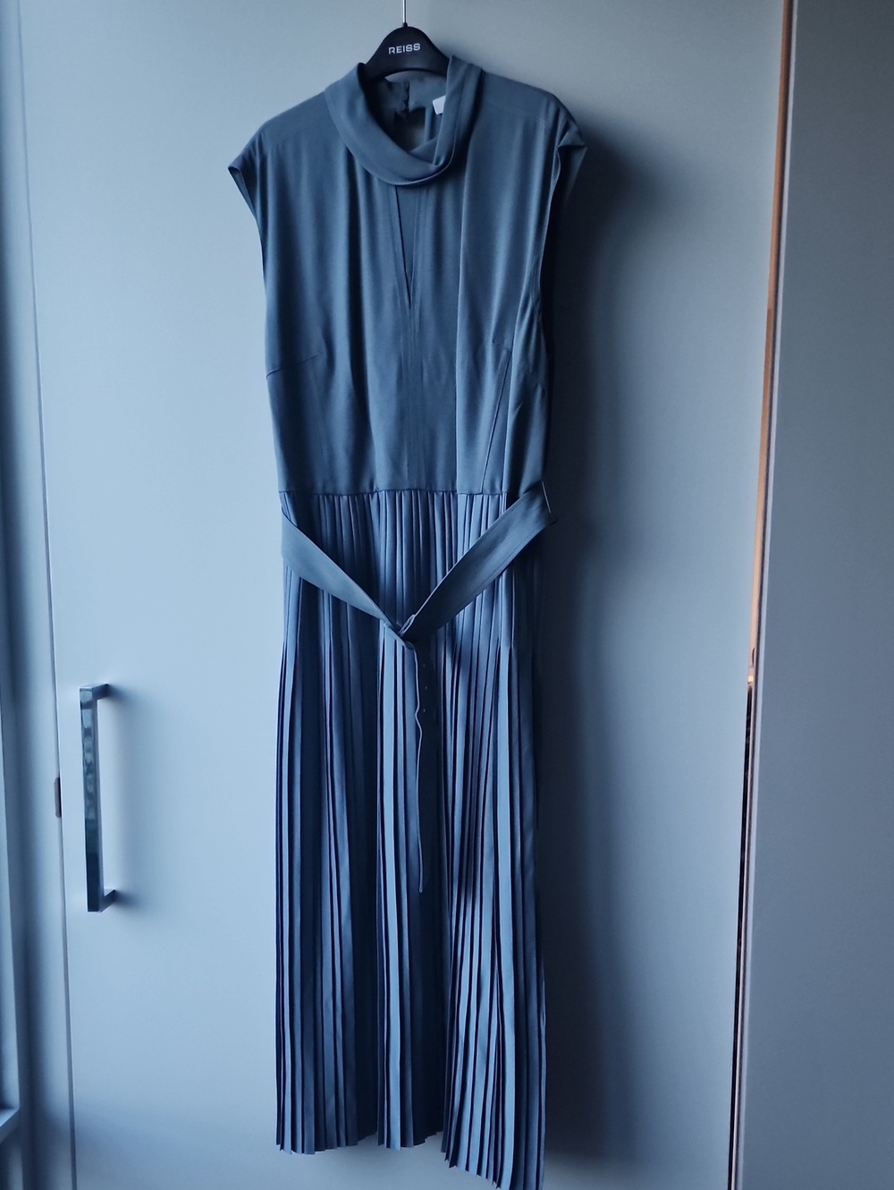 BNWT Reiss Ania Pleated Belted Midi Dress